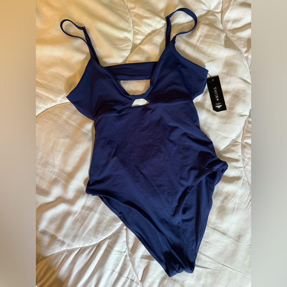 Tavik Adrian One Piece